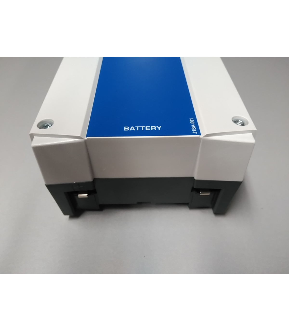 Caja de baterías LINAK BAJ1 J1BA para grúa invacare